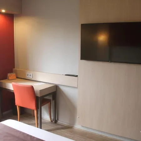 Hotel Kyriad En Bresse