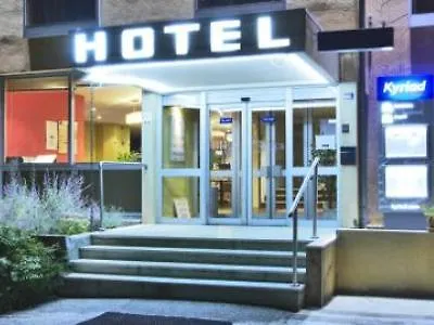 Otel Kyriad En Bresse